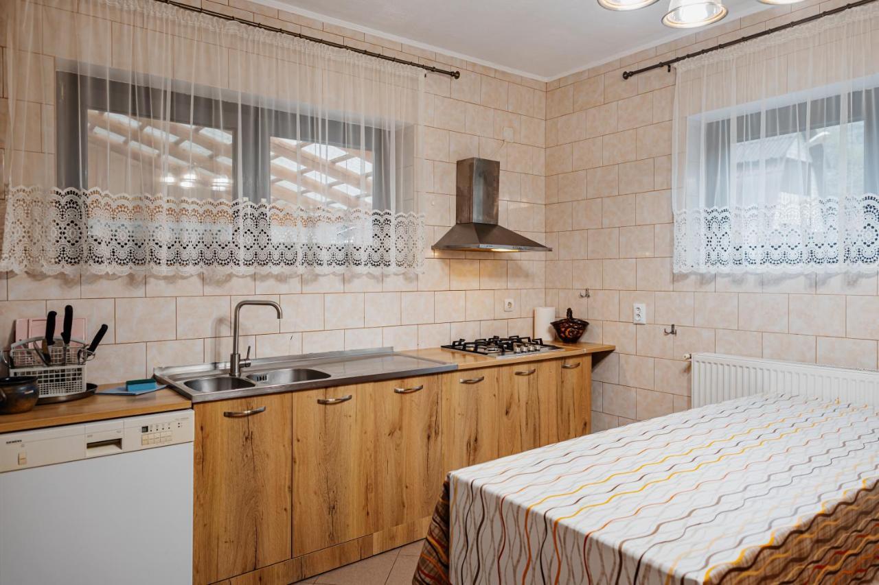 Casa Ardeleana Hotel Latorvár Kültér fotó